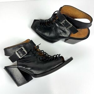 John Fluevog Lace Up Black Leather Shoes Open Toe Heels & Buckle Sz 7 Whimsigoth